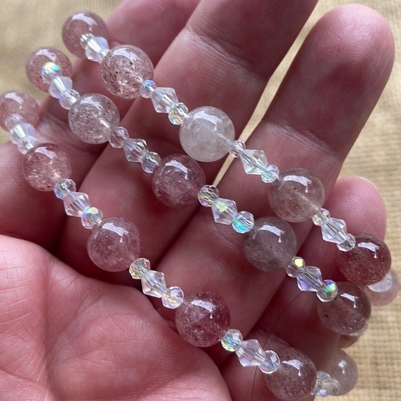 Strawberry quartz necklace & Crystal spacers gorgeous amazing one-of-a-jind - Picture 8 of 11